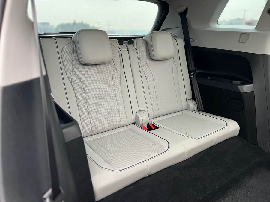 Volkswagen ID.6 X 2021 #25 Volkswagen ID.6 X 2021 car image #25