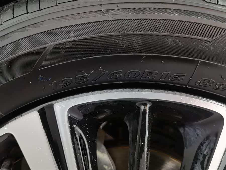 起亚 奕跑 2020 汽车图片 #25