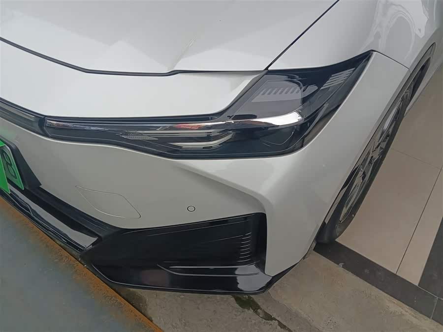 Toyota bZ3 2024 immagine di auto #25