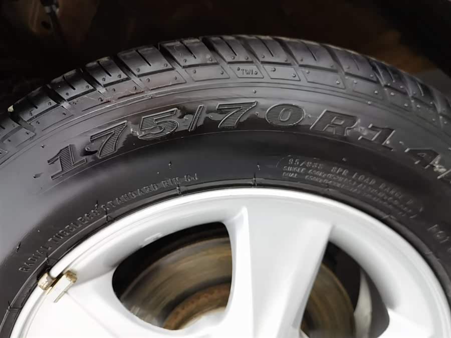 Mazda Reina Hatchback 2014 car image #25