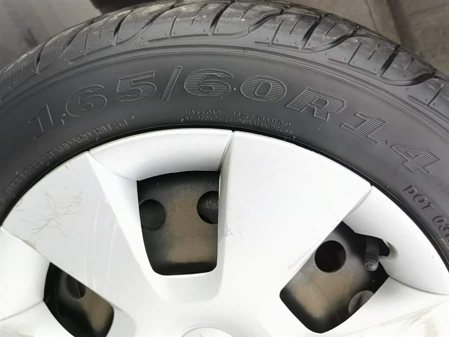 Suzuki 2014 car image #25