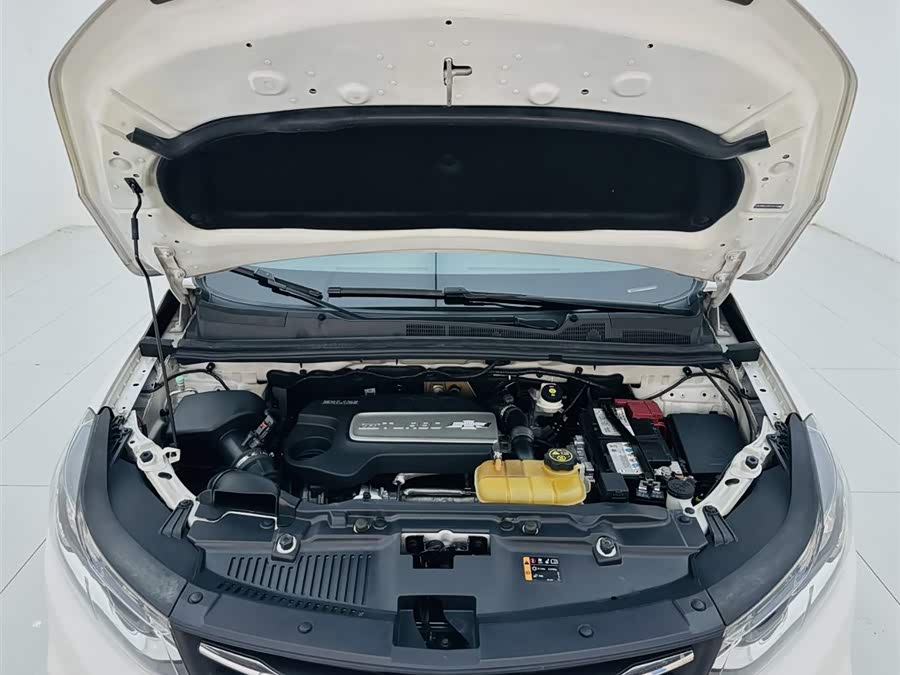 Chevrolet Tracker 2017 #25 Chevrolet Tracker 2017 car image #25