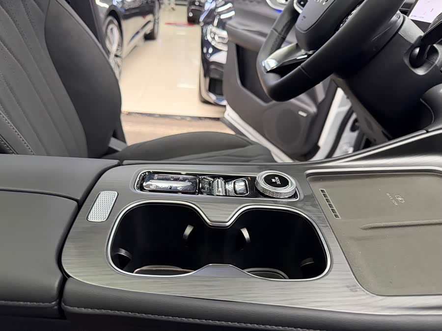 Chery Tiggo 8 Plus 2025 #25 Chery Tiggo 8 Plus 2025 car image #25