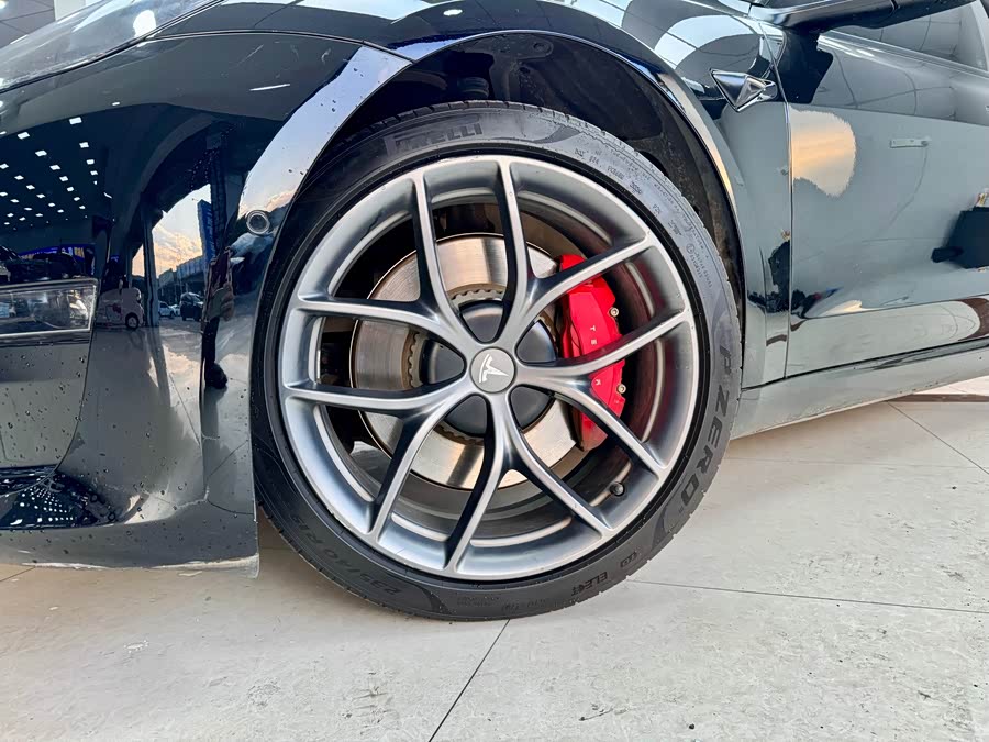 Tesla Model 3 2021 car image #25