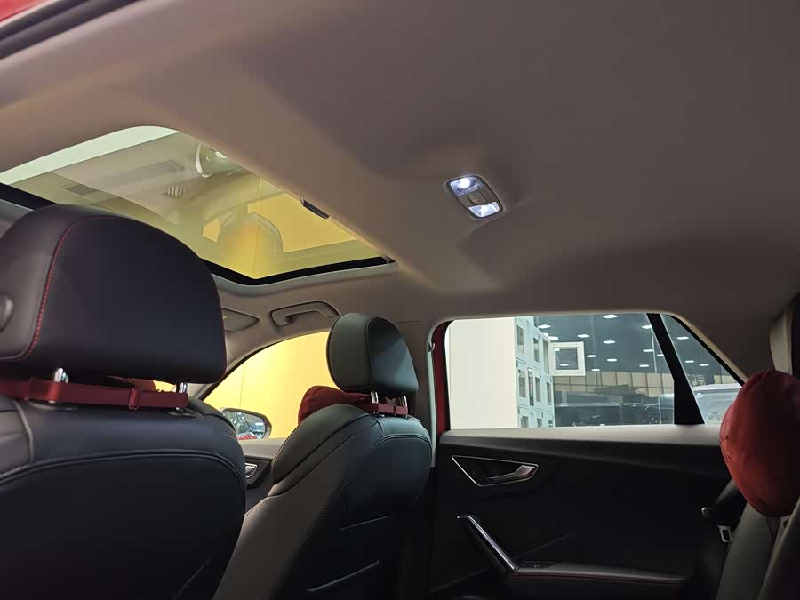 Audi Q2L 2022 car image #25