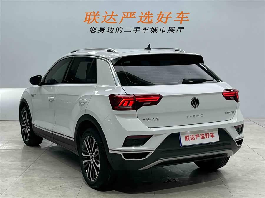 Volkswagen T-Roc 2021 #25 Volkswagen T-Roc 2021 car image #25
