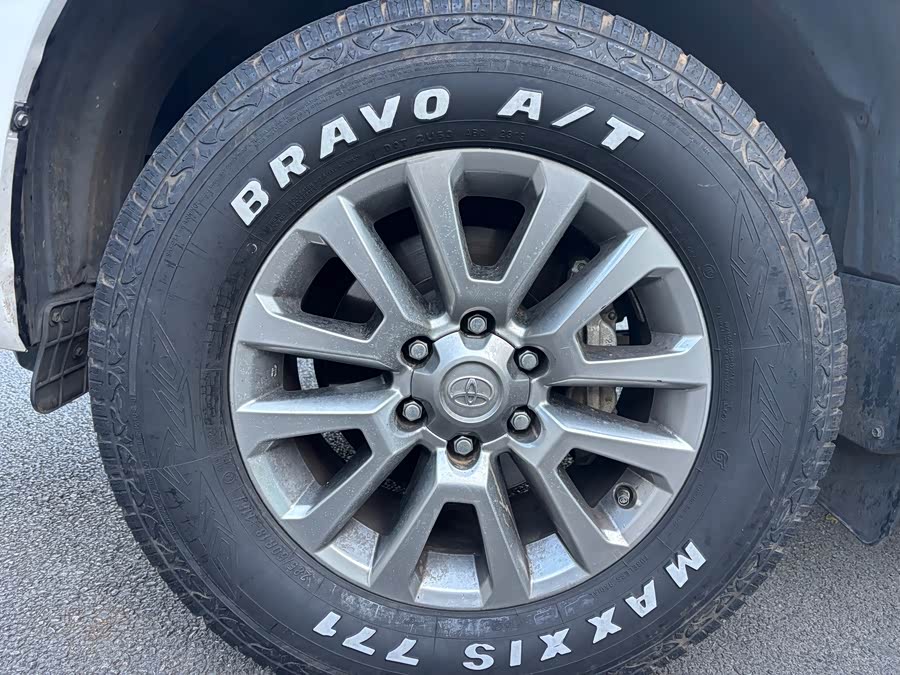 Toyota Land Cruiser Prado 2019 #25 Toyota Land Cruiser Prado 2019 car image #25
