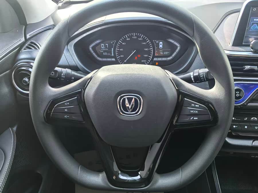 Changan Alsvin 2019 #25 Changan Alsvin 2019 car image #25