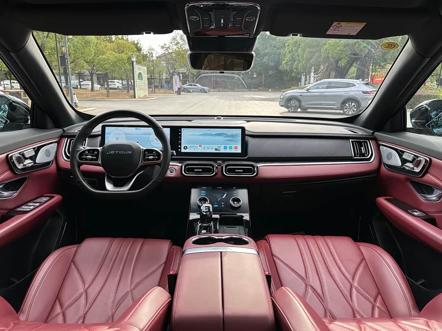 Jetour X70 PLUS 2024 car image #25