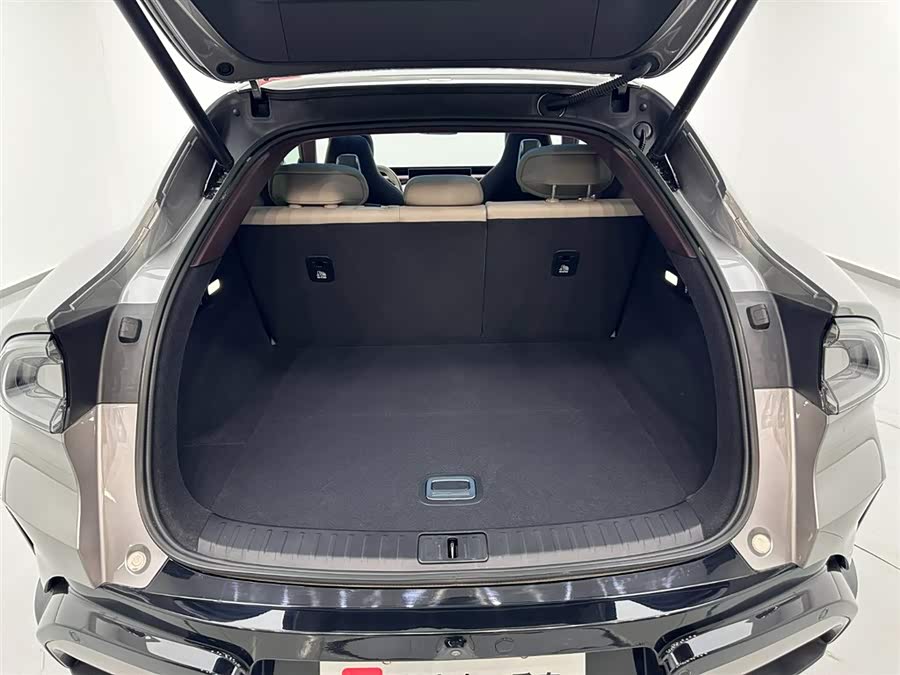 MI YU7 2025 car image #25