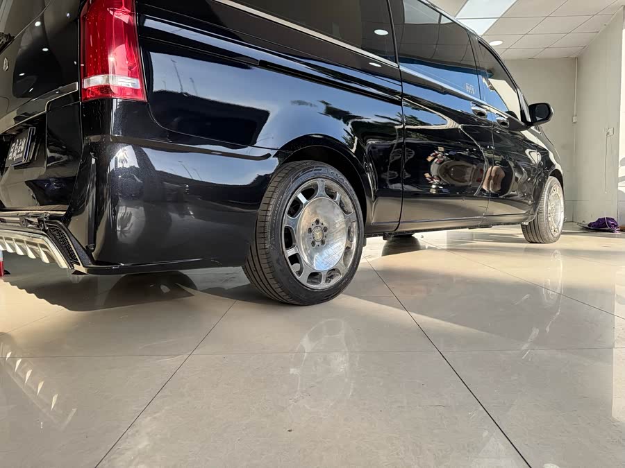 Mercedes-Benz Vito 2018 immagine di auto #25