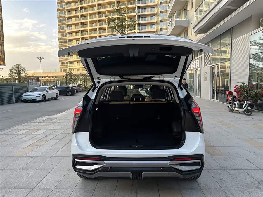 GEELY Boyue L 2024 car image #25