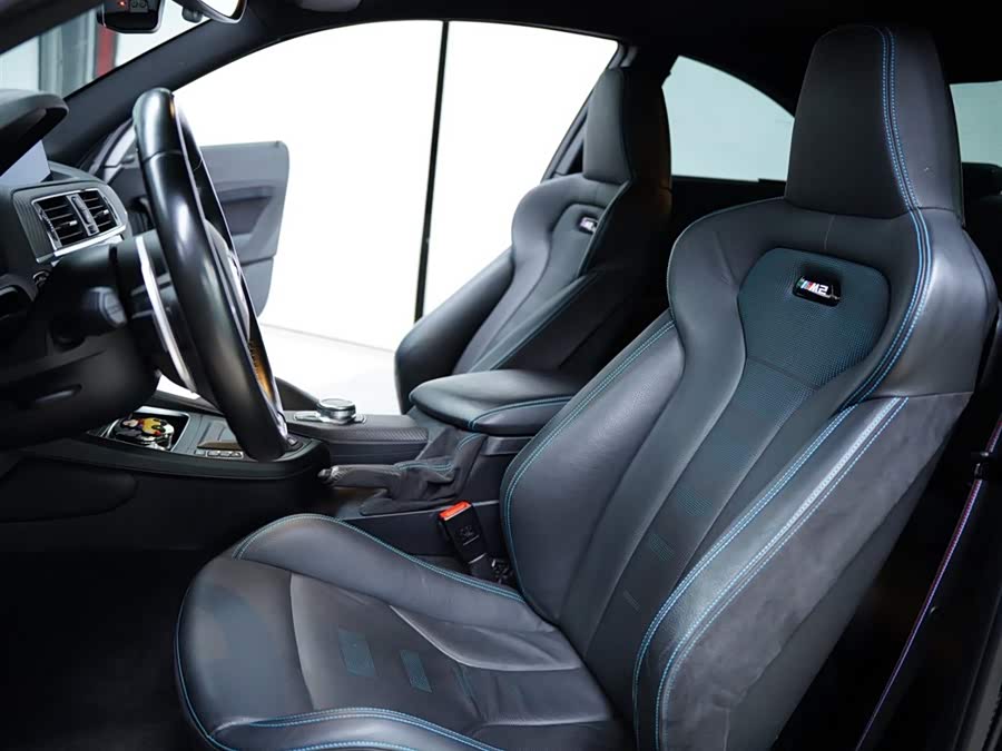 宝马 宝马M2 2020 汽车图片 #25