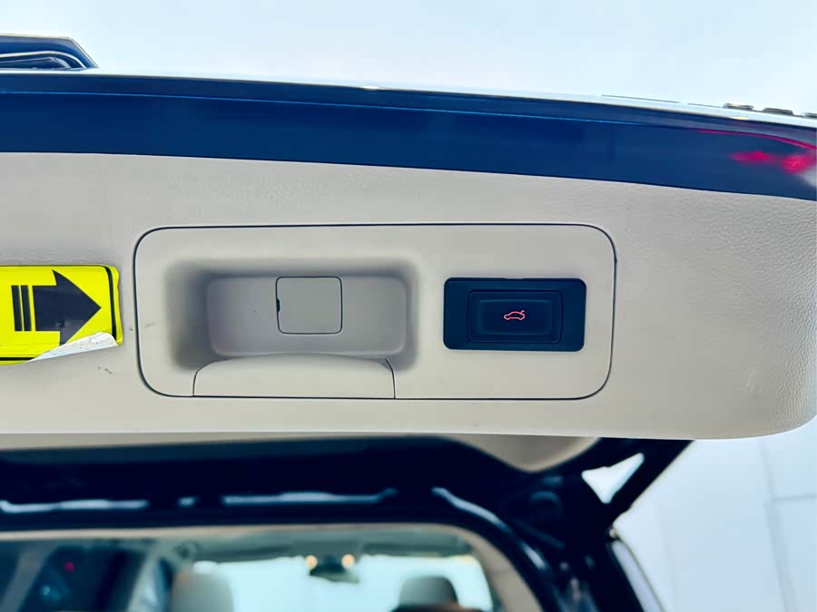 GAC Trumpchi GS8 2017 #25 GAC Trumpchi GS8 2017 car image #25