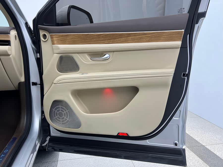2024 immagine di auto #25