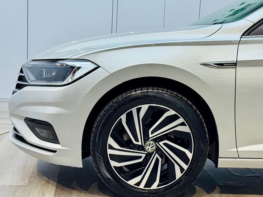 Volkswagen Sagitar 2020 imagem de carro #25