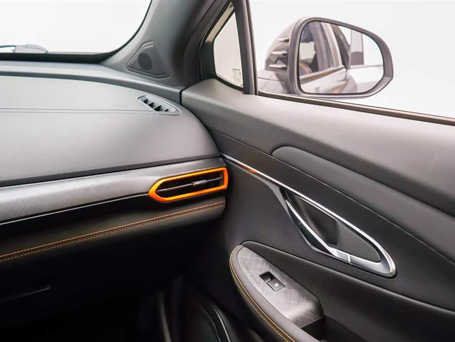 Changan UNI-T 2022 car image #25