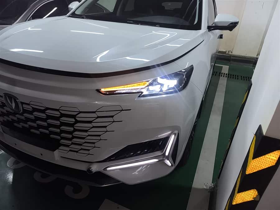 Changan UNI-K iDD 2022 #25 Changan UNI-K iDD 2022 car image #25