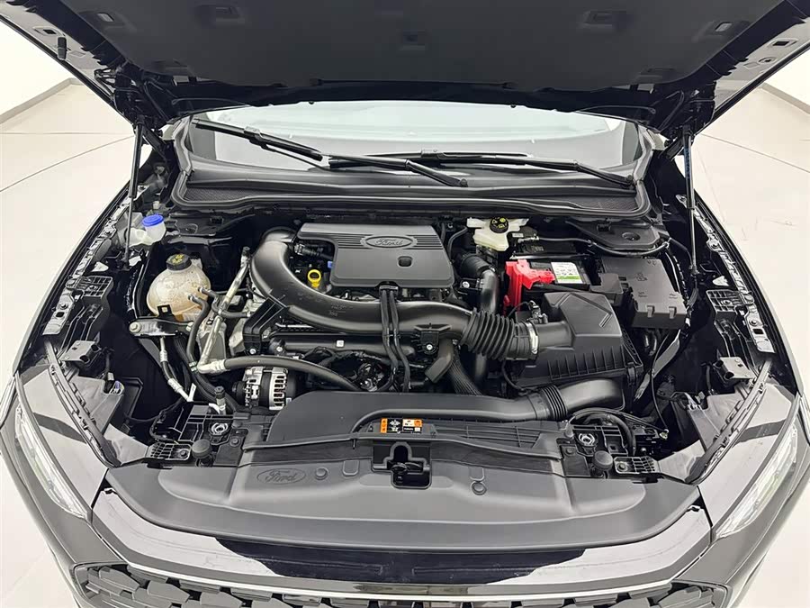 Ford Mondeo 2025 #25 Ford Mondeo 2025 car image #25