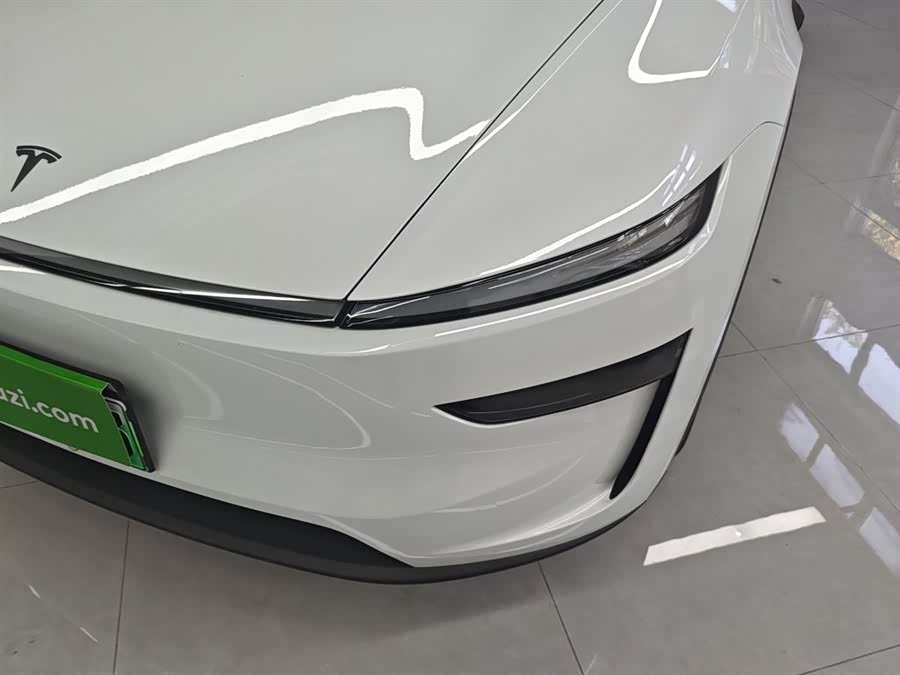 特斯拉 Model Y L 2025 汽车图片 #25