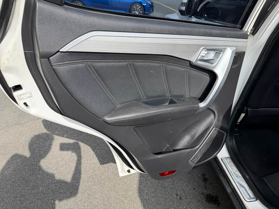 GEELY Vision X6 2016 car image #25