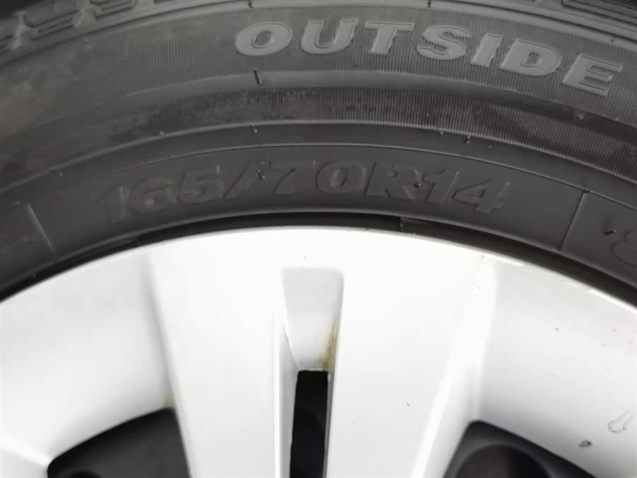 Suzuki Swift 2015 car image #25