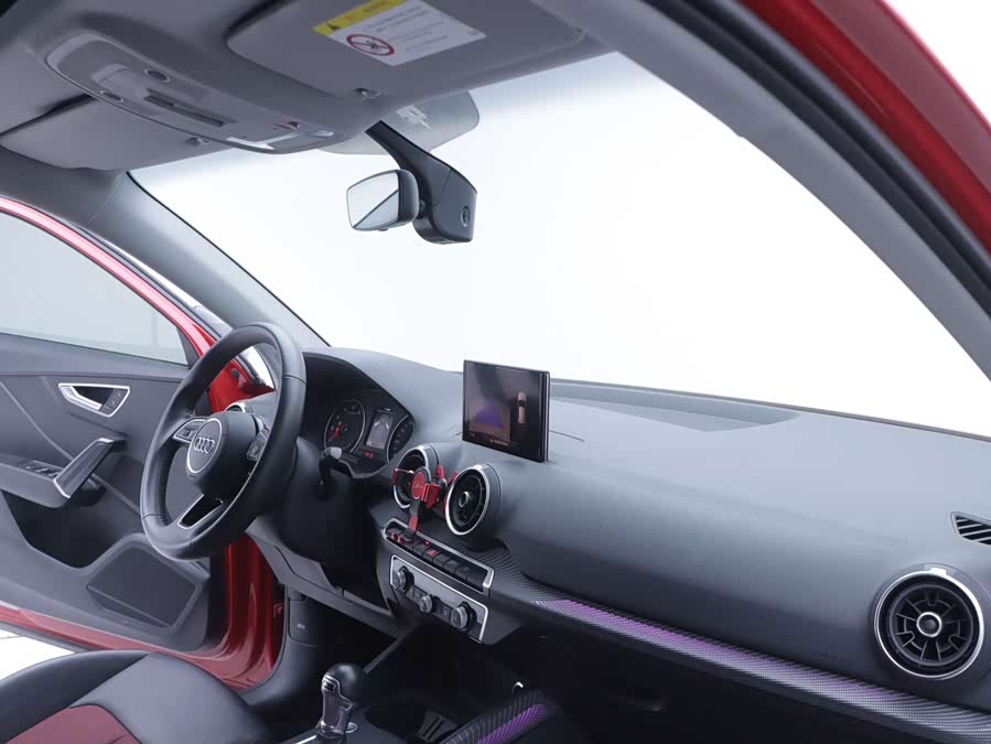 Audi Q2L 2020 car image #25