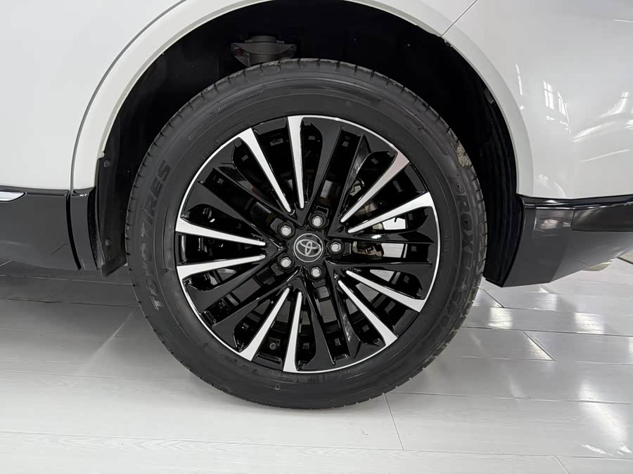 Toyota Venza 2022 car image #25