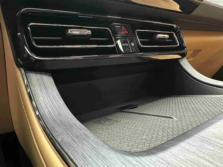 GAC Trumpchi ES9 2023 car image #25