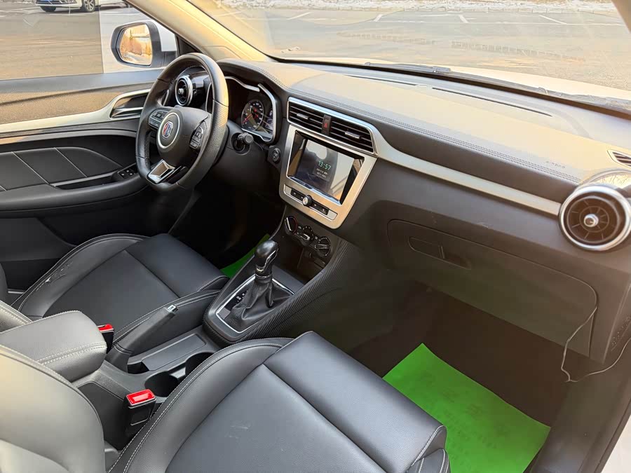MG ZS 2019 car image #25
