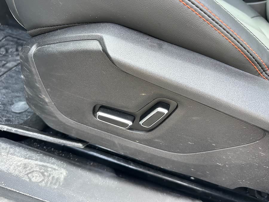 GEELY Boyue 2024 car image #25