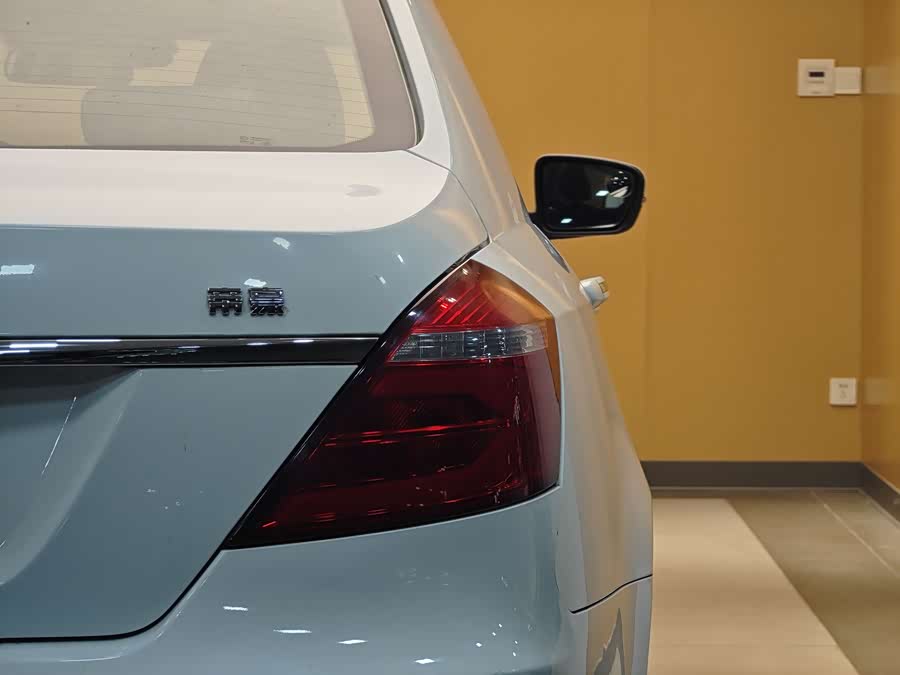 GEELY Emgrand 2017 #25 GEELY Emgrand 2017 car image #25