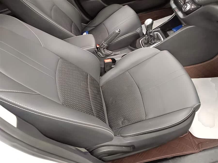 Changan Alsvin 2018 #25 Changan Alsvin 2018 car image #25