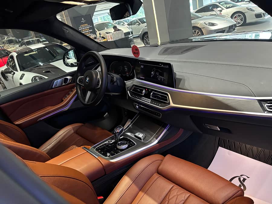 BMW X7 2020 immagine di auto #25