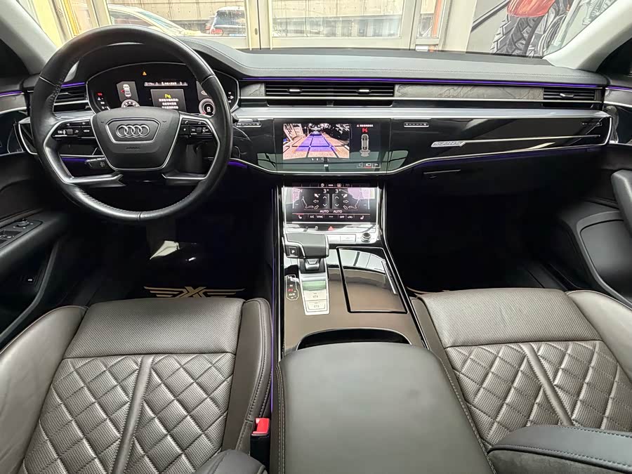 Audi A8 2021 imagem de carro #25