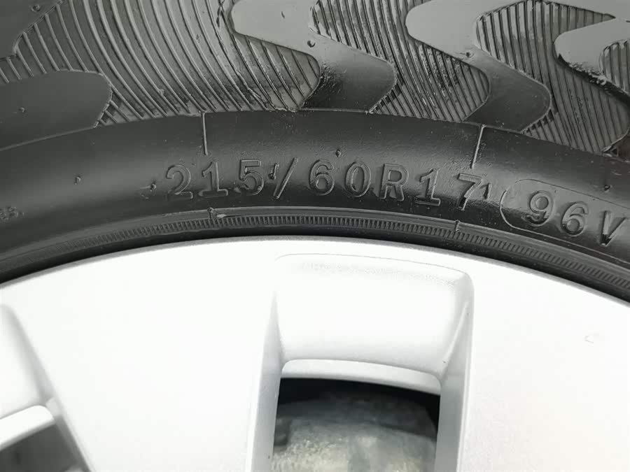 Wuling Asta 2023 #25 Wuling Asta 2023 صورة سيارة #25