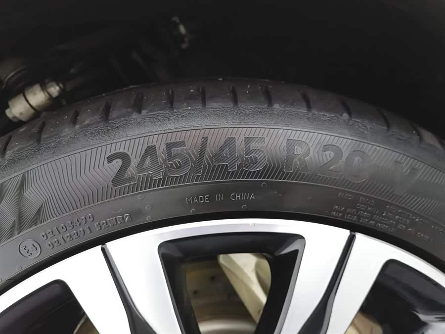 Denza 2023 car image #25