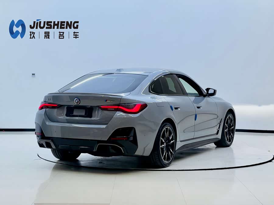 BMW i4 2022 car image #25