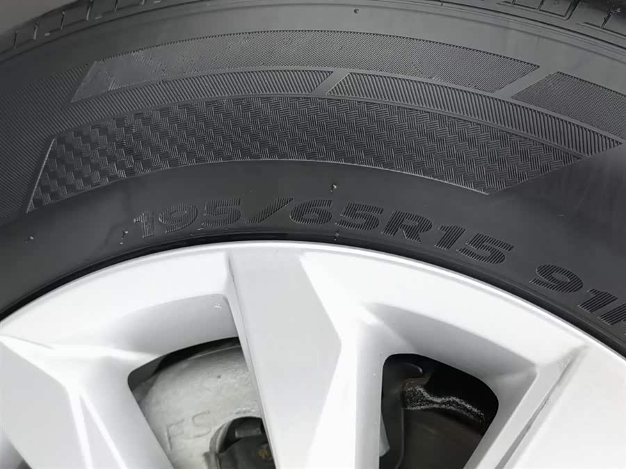 Volkswagen Bora 2024 car image #25