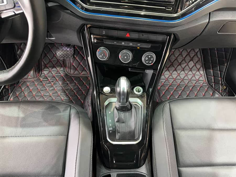 T-Roc 2020 car image #25