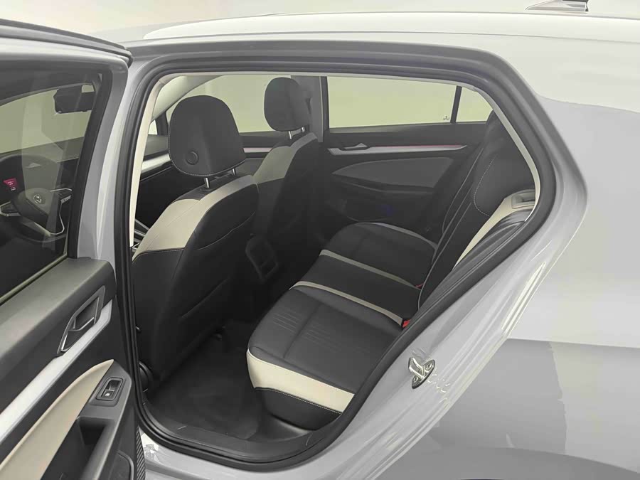 Volkswagen Golf 2024 #25 Volkswagen Golf 2024 car image #25