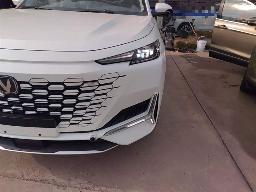 Changan UNI-K iDD 2025 #25 Changan UNI-K iDD 2025 car image #25