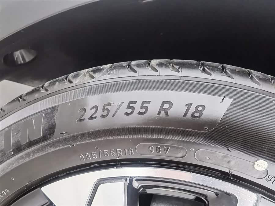 Citroen C5 X 2023 car image #25