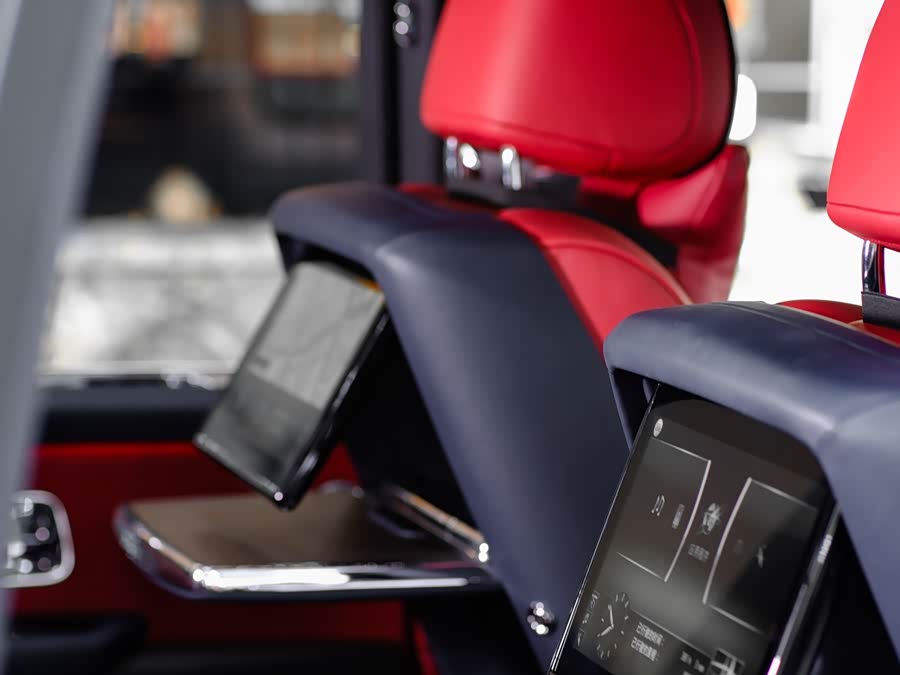Rolls-Royce Cullinan 2023 #25 Rolls-Royce Cullinan 2023 car image #25
