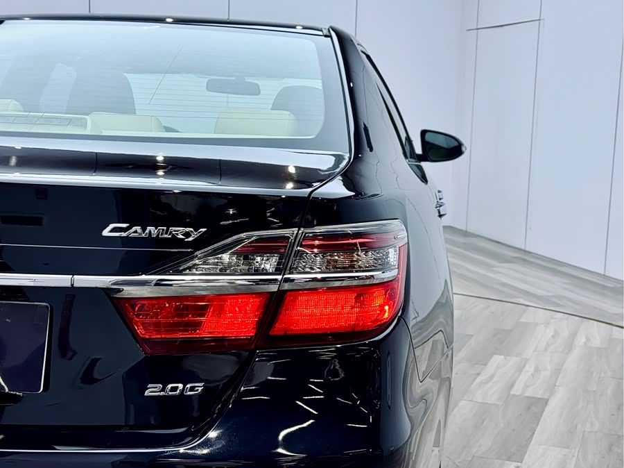 Toyota 2015 car image #25