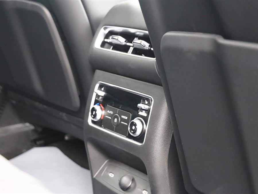 Tank 500 New Energy 2025 car image #25