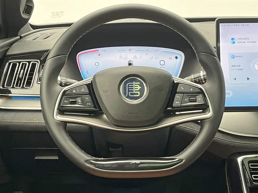 BYD Tang New Energy 2022 immagine di auto #25