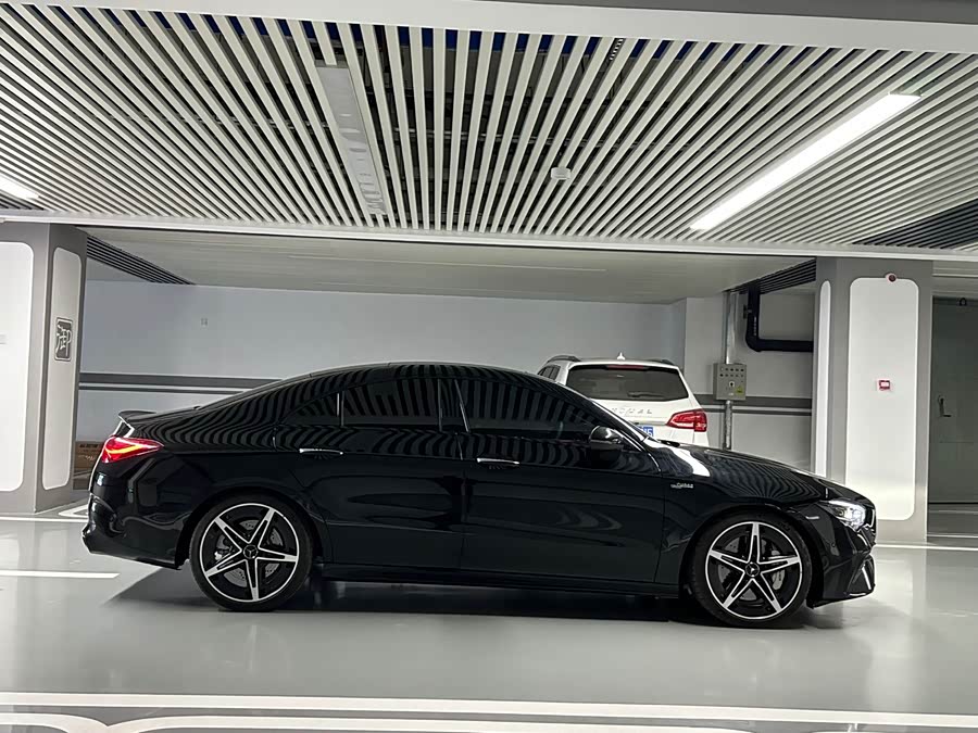 Mercedes-Benz CLA AMG 2025 imagem de carro #25