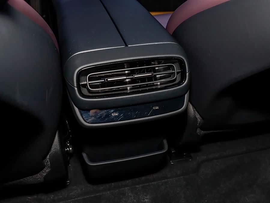 小米汽车 小米SU7 2025 汽车图片 #25