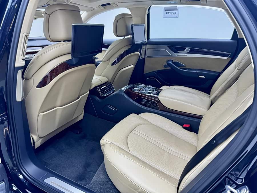 Audi A8 2012 imagen de coche #25